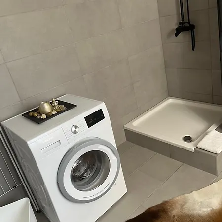 Appartementshaus Vlora *